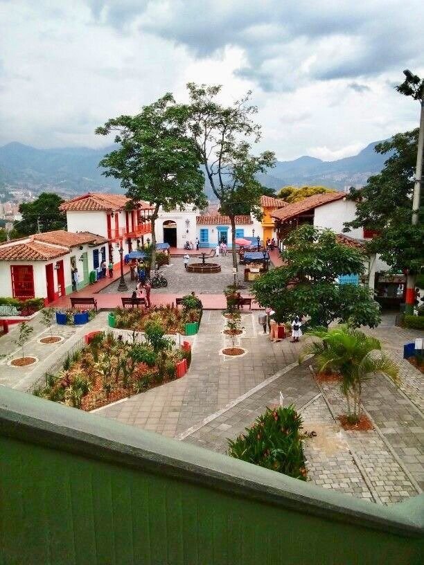 Tour De Compras por Medellín